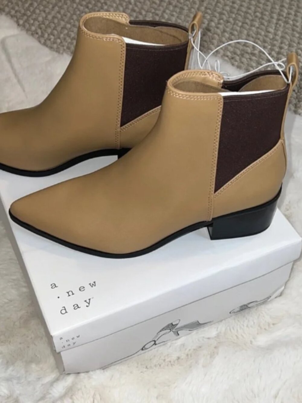 A New Day Gwen Tan Chelsea Ankle Boots Size 8 NWT w/ Box